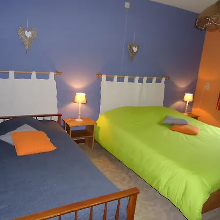 Clara La-Roche-en-Ardenne