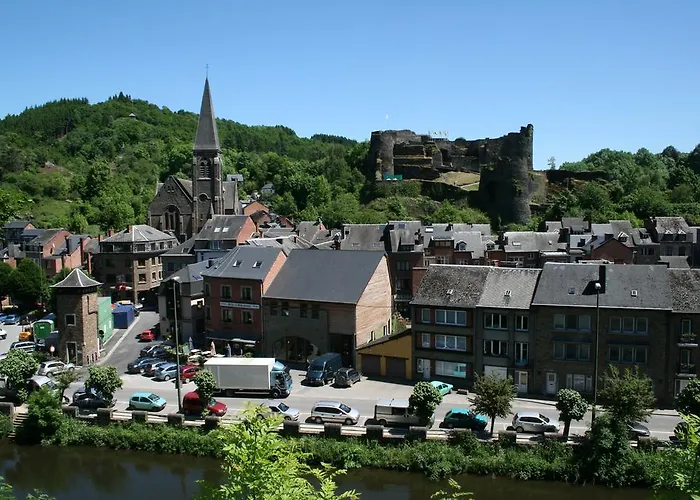 Clara * لاروش ان اردين